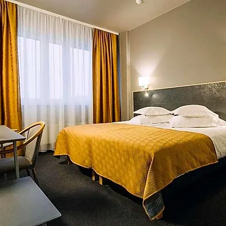 Centrum Hotel 3*
